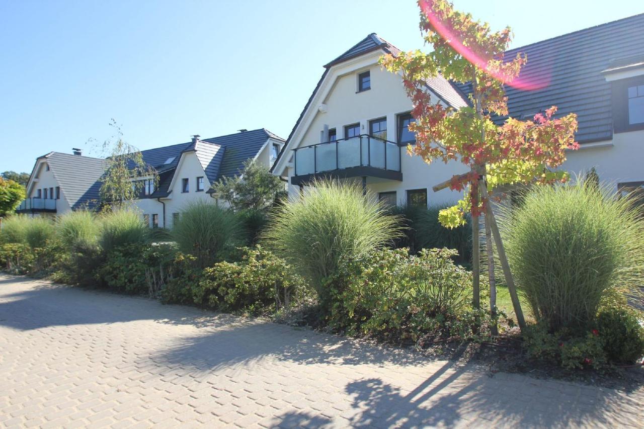 Strandnahe Fewo Rex Rugia: Balkon & Ahoi Erlebnisbad Lobbe Exterior photo