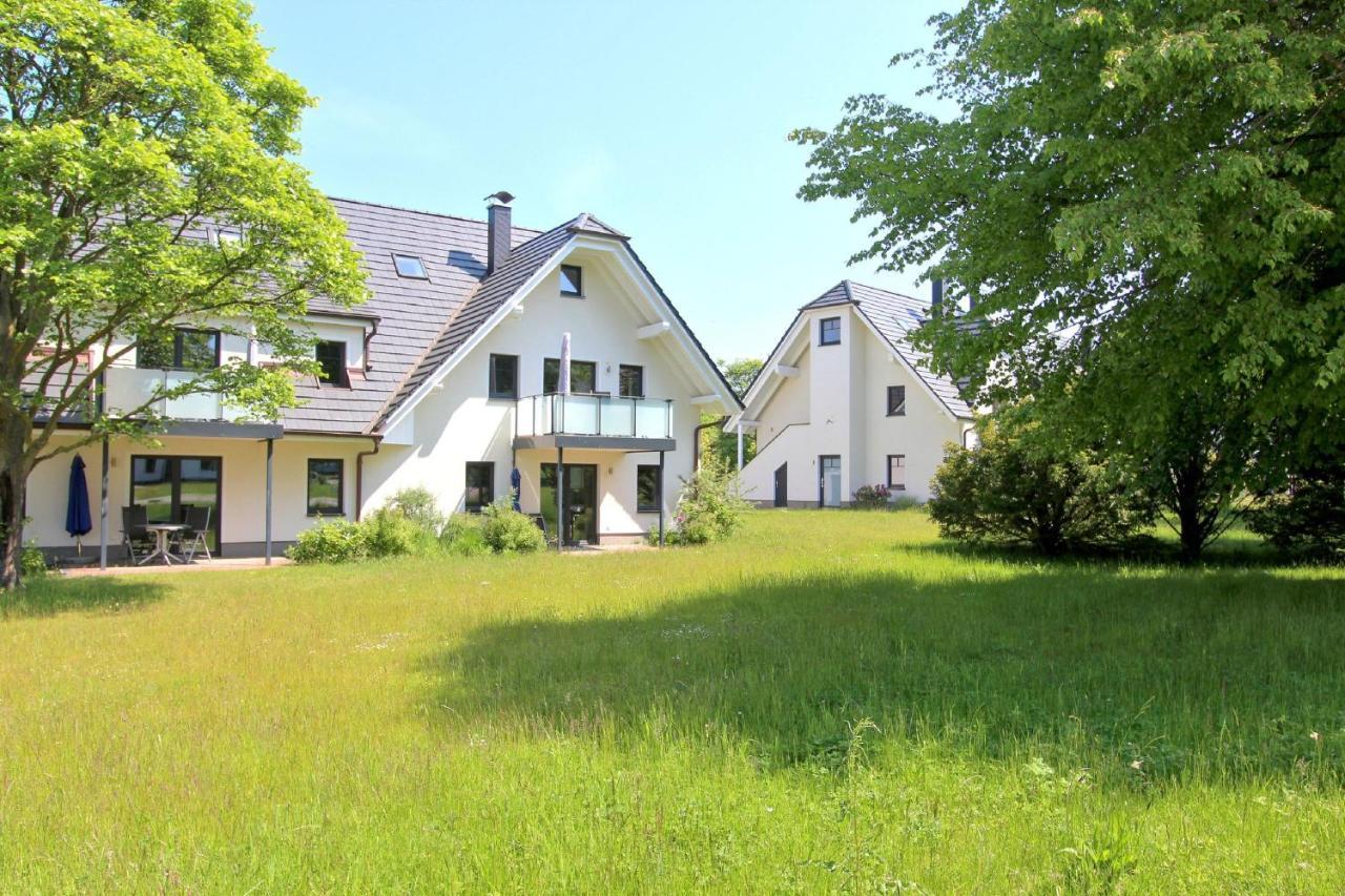 Strandnahe Fewo Rex Rugia: Balkon & Ahoi Erlebnisbad Lobbe Exterior photo